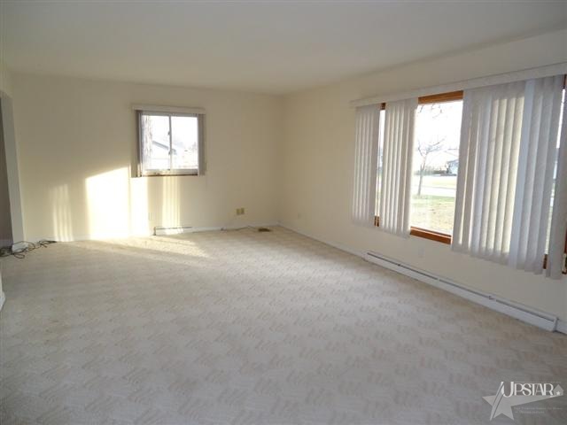 3227 Oakwood Dr, Fort Wayne, IN 46816 photo 13