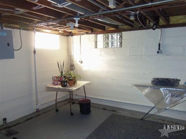 1910 Delaware Ave, Fort Wayne, IN 46805 photo 8