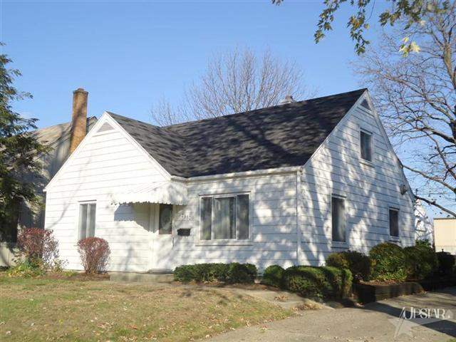 2330 Cambridge Blvd, Fort Wayne, IN 46808 photo 1