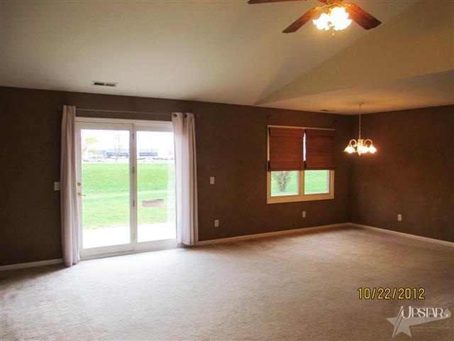 3214 E Sherman St, Columbia City, IN 46725 photo 4