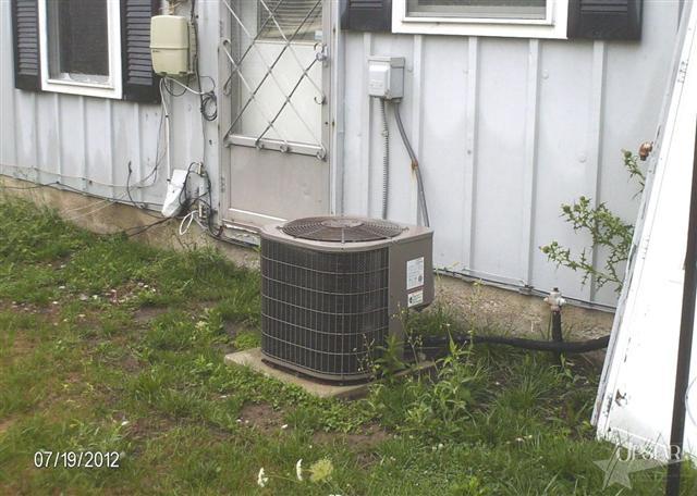 6232 Downingtown Dr, Fort Wayne, IN 46816 photo 4