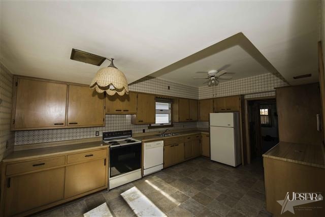 925 Kinnaird Ave, Fort Wayne, IN 46807 photo 3