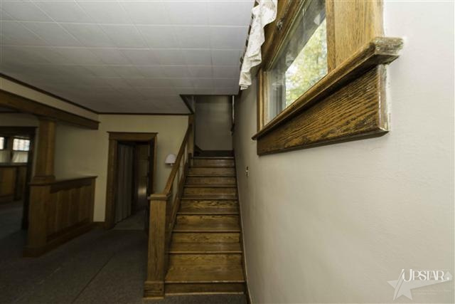 925 Kinnaird Ave, Fort Wayne, IN 46807 photo 6