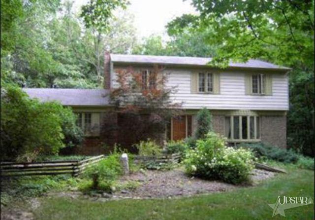 6917 Amber Rd, Fort Wayne, IN 46814 photo 1