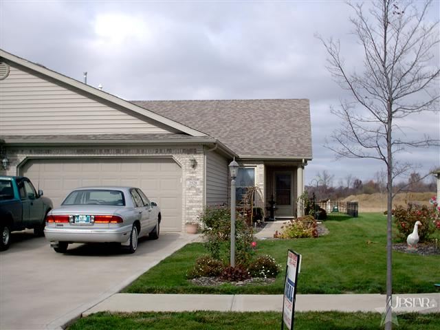 2528 Hogans Aly, Decatur, IN 46733 photo 3