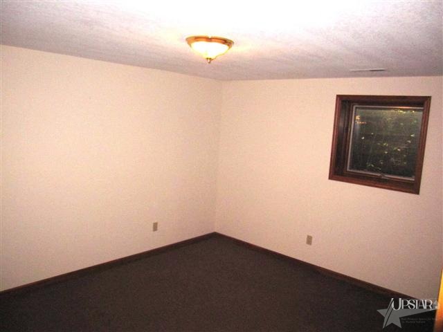 5227 Binford Ln, Fort Wayne, IN 46804 photo 24