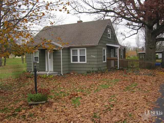 2919 Bellaire Dr, Fort Wayne, IN 46804 photo 3