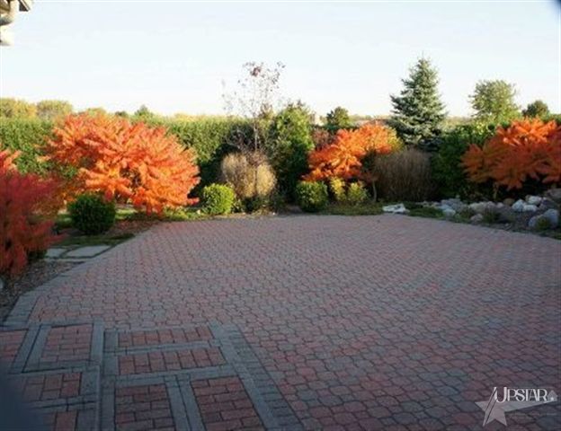 1234 Woodridge Dr, Decatur, IN 46733 photo 3