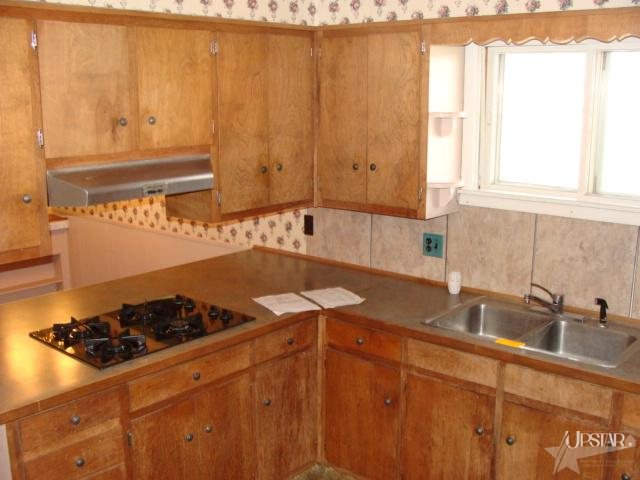 1308 W Washington St, Bluffton, IN 46714 photo 9