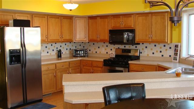 9205 Maples Rd, Fort Wayne, IN 46816 photo 10