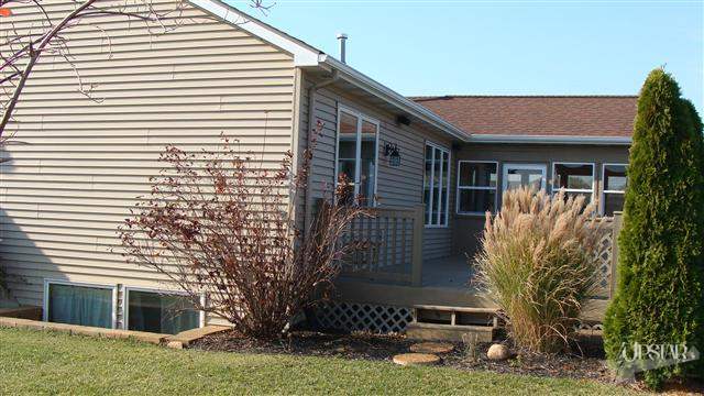 9205 Maples Rd, Fort Wayne, IN 46816 photo 3