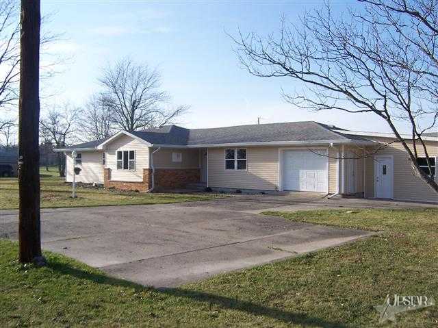 922 State Road 205, Churubusco, IN 46723 photo 1