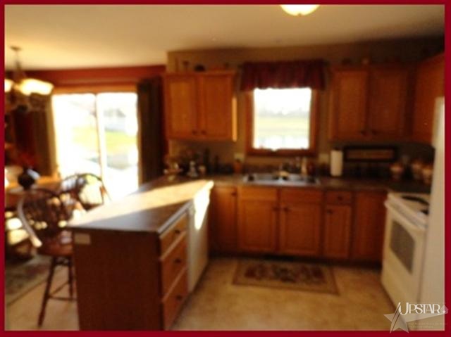 8927 Strathmore Ln, Fort Wayne, IN 46818 photo 4