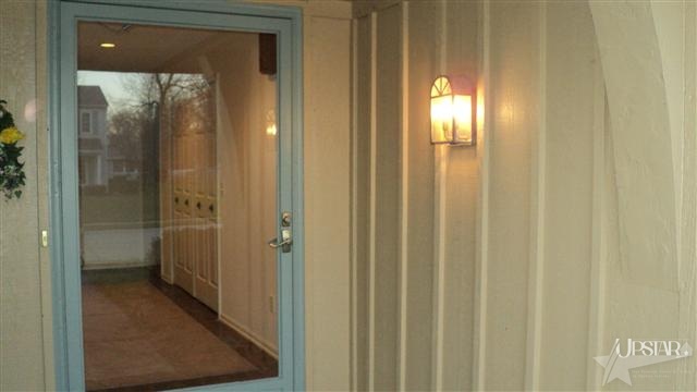 512 Hawthorne Pl, Auburn, IN 46706 photo 9