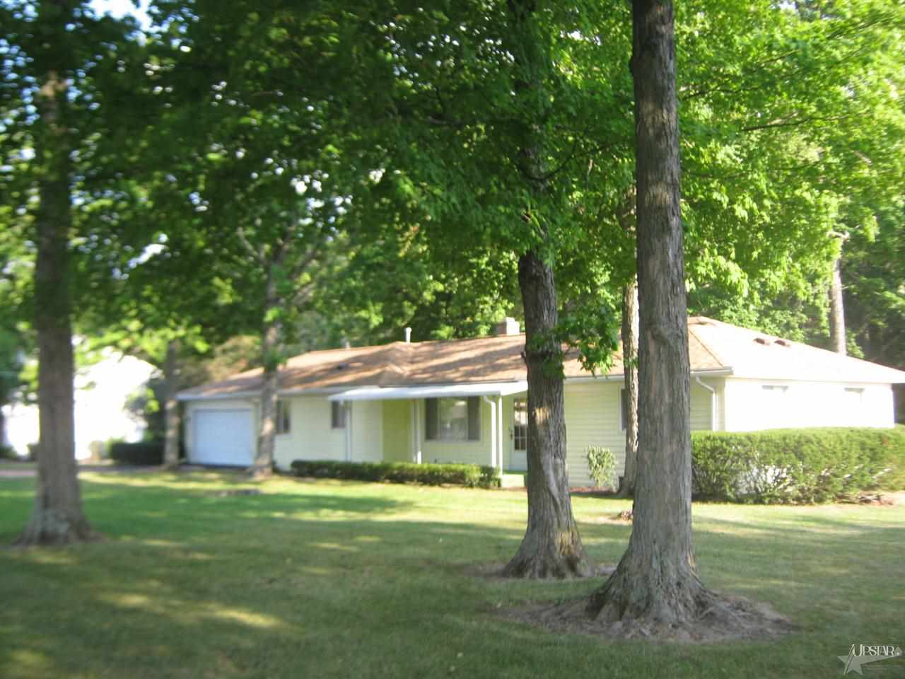 336 E Dustman Rd, Bluffton, IN 46714 photo 3