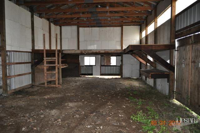 205 N Railroad St, Geneva, IN 46740 photo 28