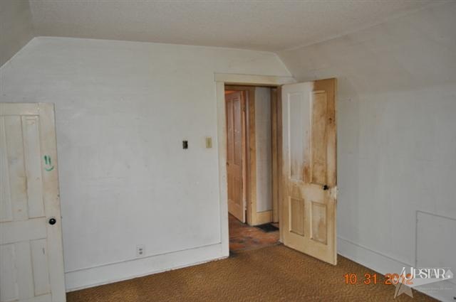205 N Railroad St, Geneva, IN 46740 photo 17