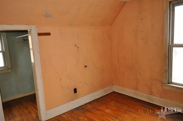 205 N Railroad St, Geneva, IN 46740 photo 13