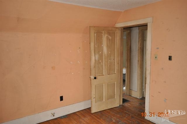 205 N Railroad St, Geneva, IN 46740 photo 15
