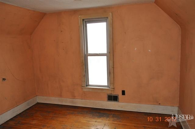 205 N Railroad St, Geneva, IN 46740 photo 14