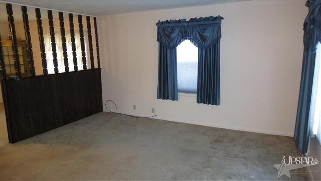 516 E Main St, Portland, IN 47371 photo 3