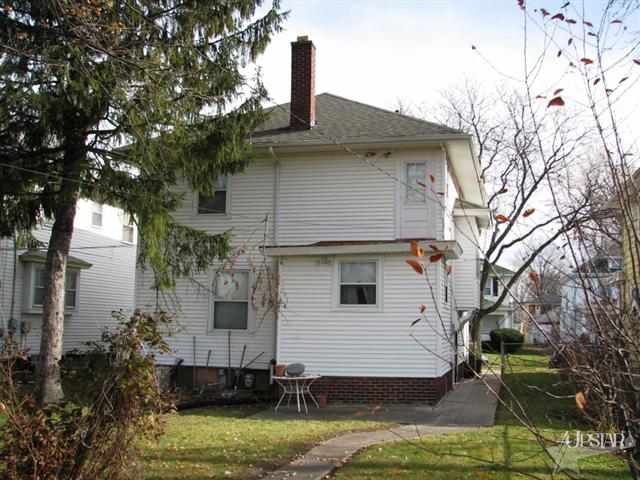 2926 Oliver St, Fort Wayne, IN 46806 photo 3