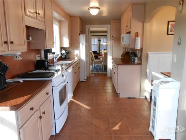 169 W Third St, Roanoke, IN 46783 photo 10