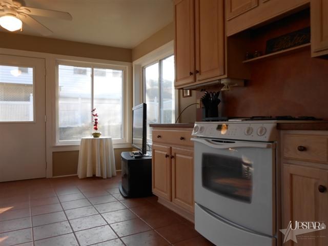 169 W Third St, Roanoke, IN 46783 photo 7