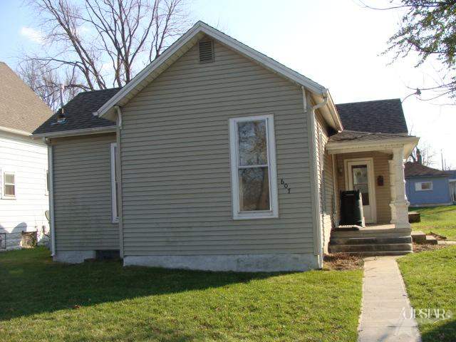 607 Riverside Dr, Huntington, IN 46750 photo 1