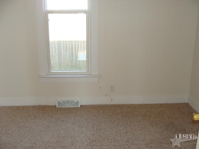607 Riverside Dr, Huntington, IN 46750 photo 6