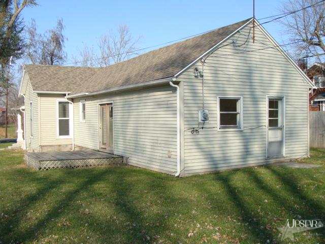 607 Riverside Dr, Huntington, IN 46750 photo 4