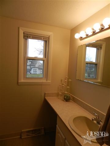 1216 Ashley Ave, Fort Wayne, IN 46825 photo 16