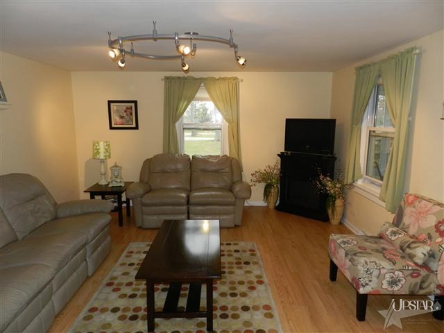 1216 Ashley Ave, Fort Wayne, IN 46825 photo 3