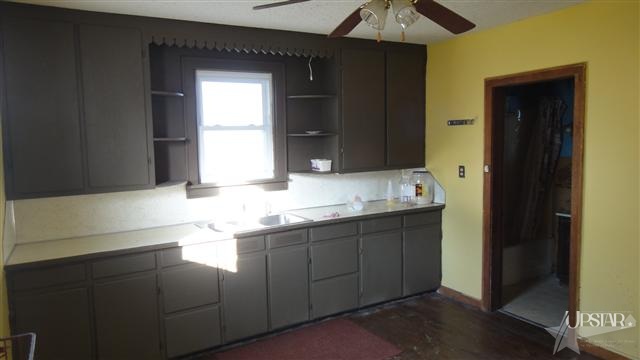 240 Short St, Geneva, IN 46740 photo 6
