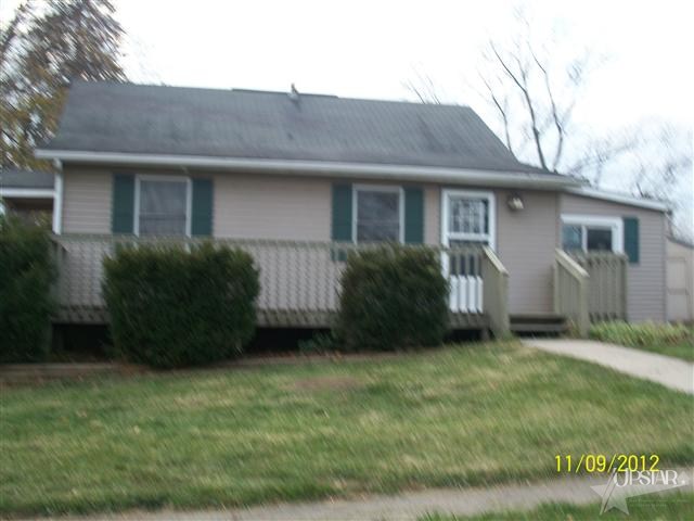 315 E Jefferson St, Columbia City, IN 46725 photo 2