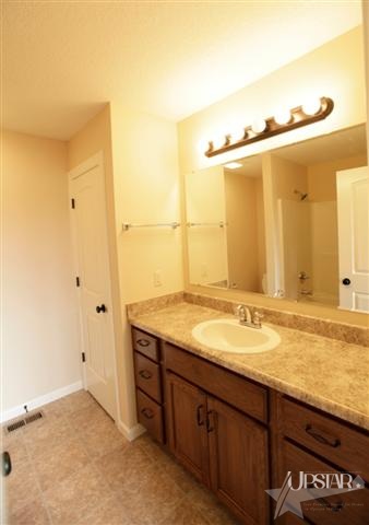 4502 Haney Ct, New Haven, IN 46774 photo 13
