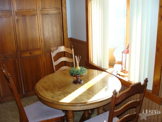701 N Wayne St, Warren, IN 46792 photo 9