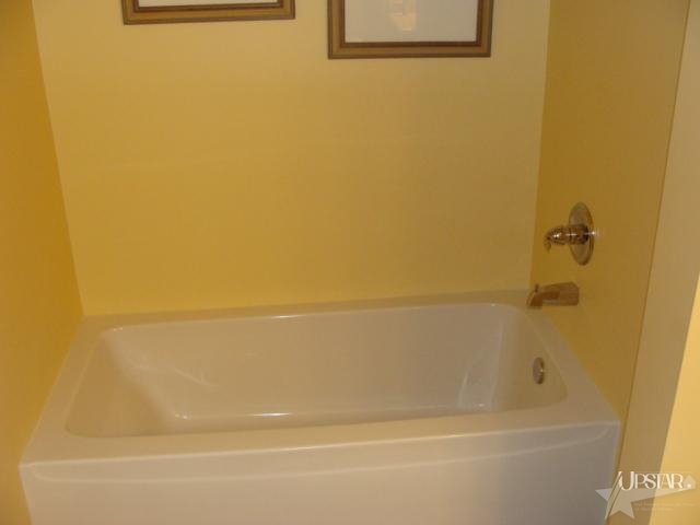 701 N Wayne St, Warren, IN 46792 photo 15