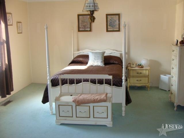 701 N Wayne St, Warren, IN 46792 photo 12