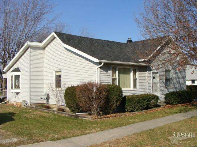 701 N Wayne St, Warren, IN 46792 photo 1