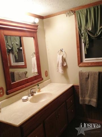 237 N 300 E, Albion, IN 46701 photo 9