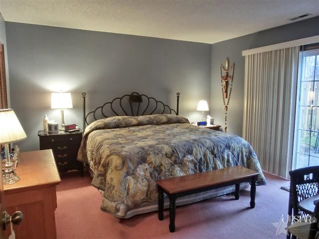 6120 Crofton Dr, Fort Wayne, IN 46835 photo 9