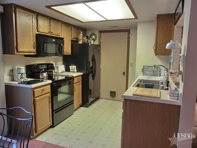 6120 Crofton Dr, Fort Wayne, IN 46835 photo 5