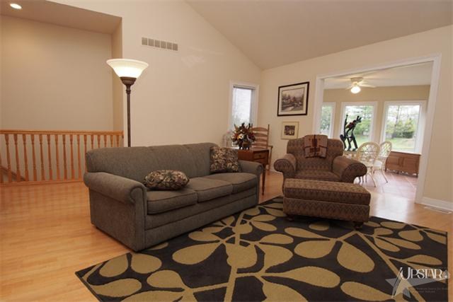 9410 Watergrove Trl, Fort Wayne, IN 46825 photo 8