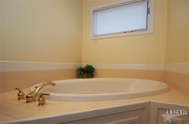 9410 Watergrove Trl, Fort Wayne, IN 46825 photo 24