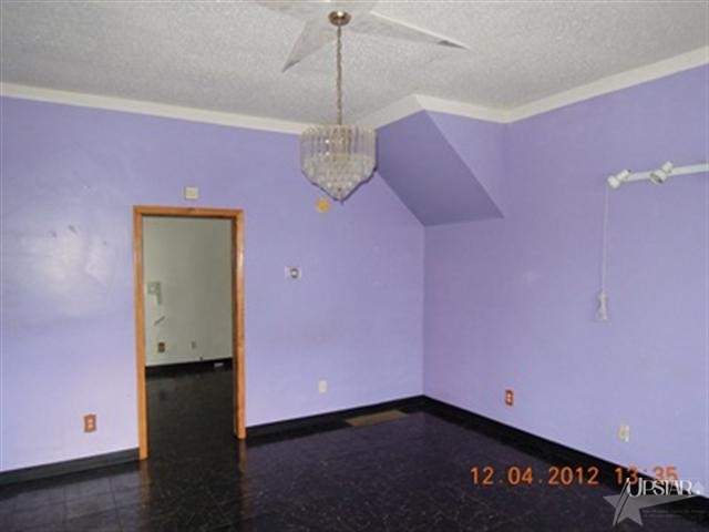137 E Creighton Ave, Fort Wayne, IN 46803 photo 3