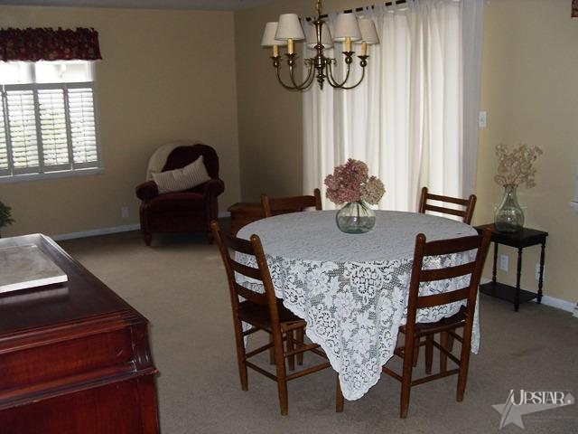 256 W Franklin St, Berne, IN 46711 photo 9