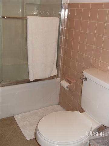 256 W Franklin St, Berne, IN 46711 photo 18