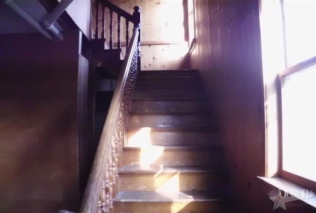 608 E Franklin St, Huntington, IN 46750 photo 9