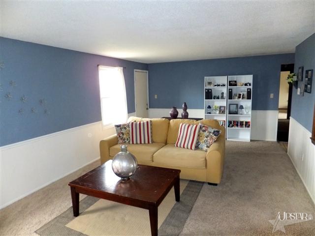 910 Crowder Ct, Fort Wayne, IN 46825 photo 2